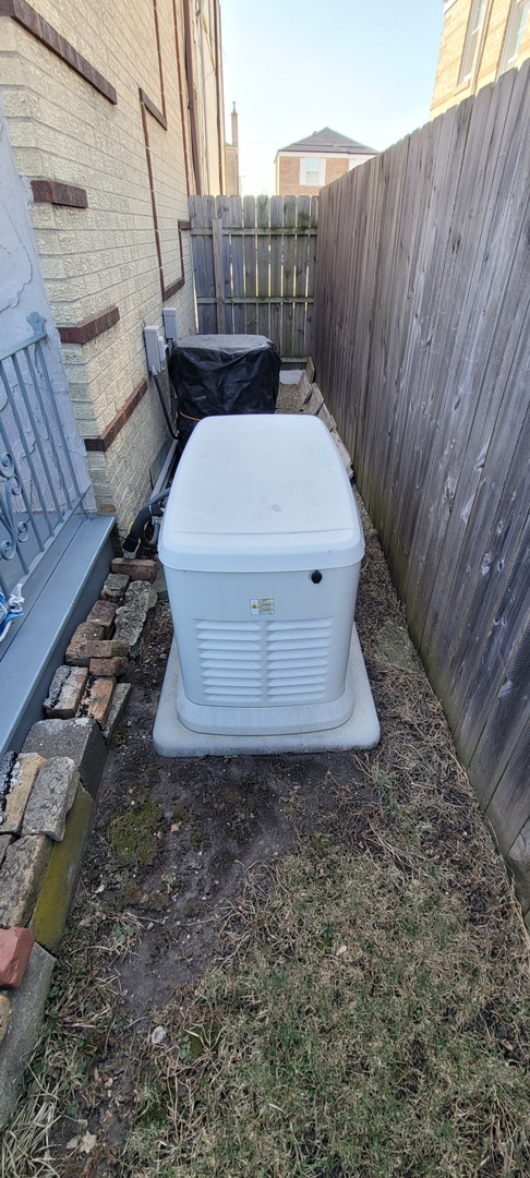 7432 W Gregory Street, Chicago, IL 60656