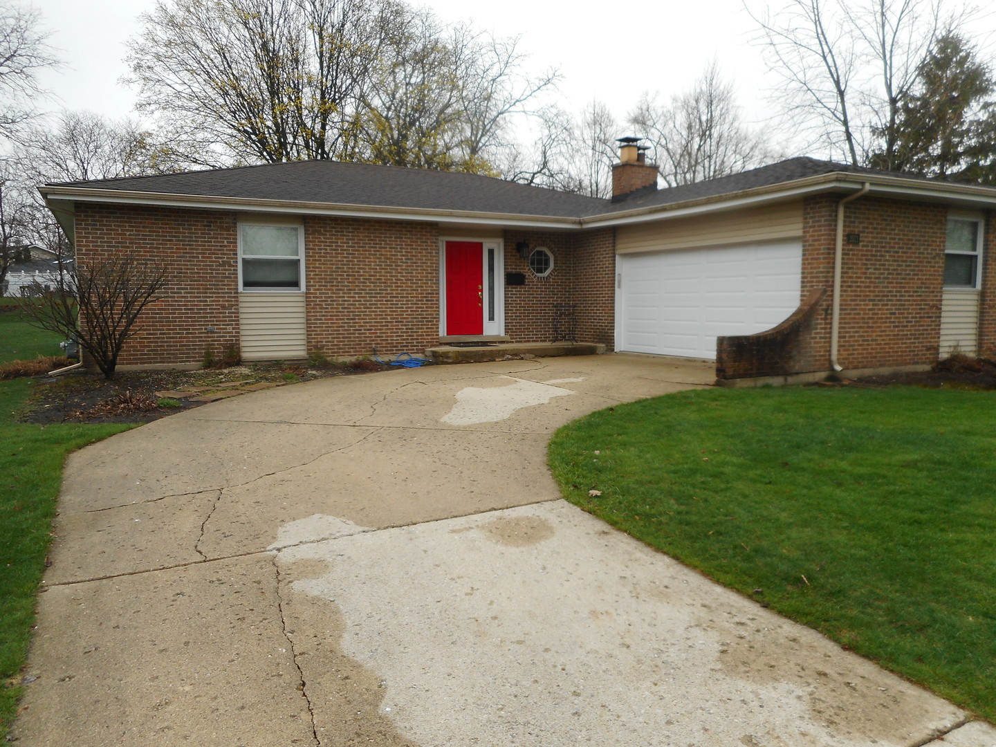 2011 Brentwood Lane, Wheaton, IL 60189