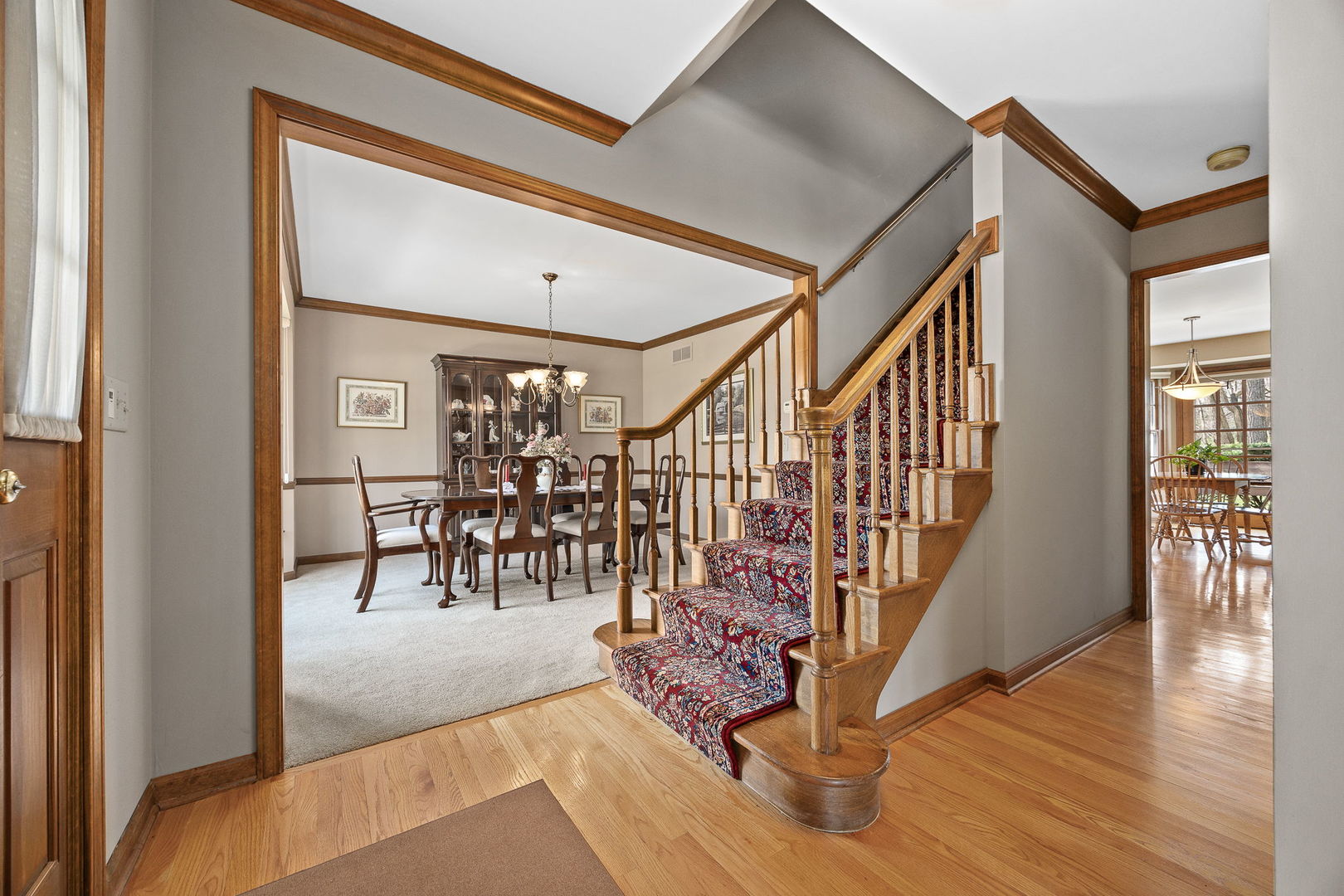 1310 Champion Forest Court, Wheaton, IL 60187