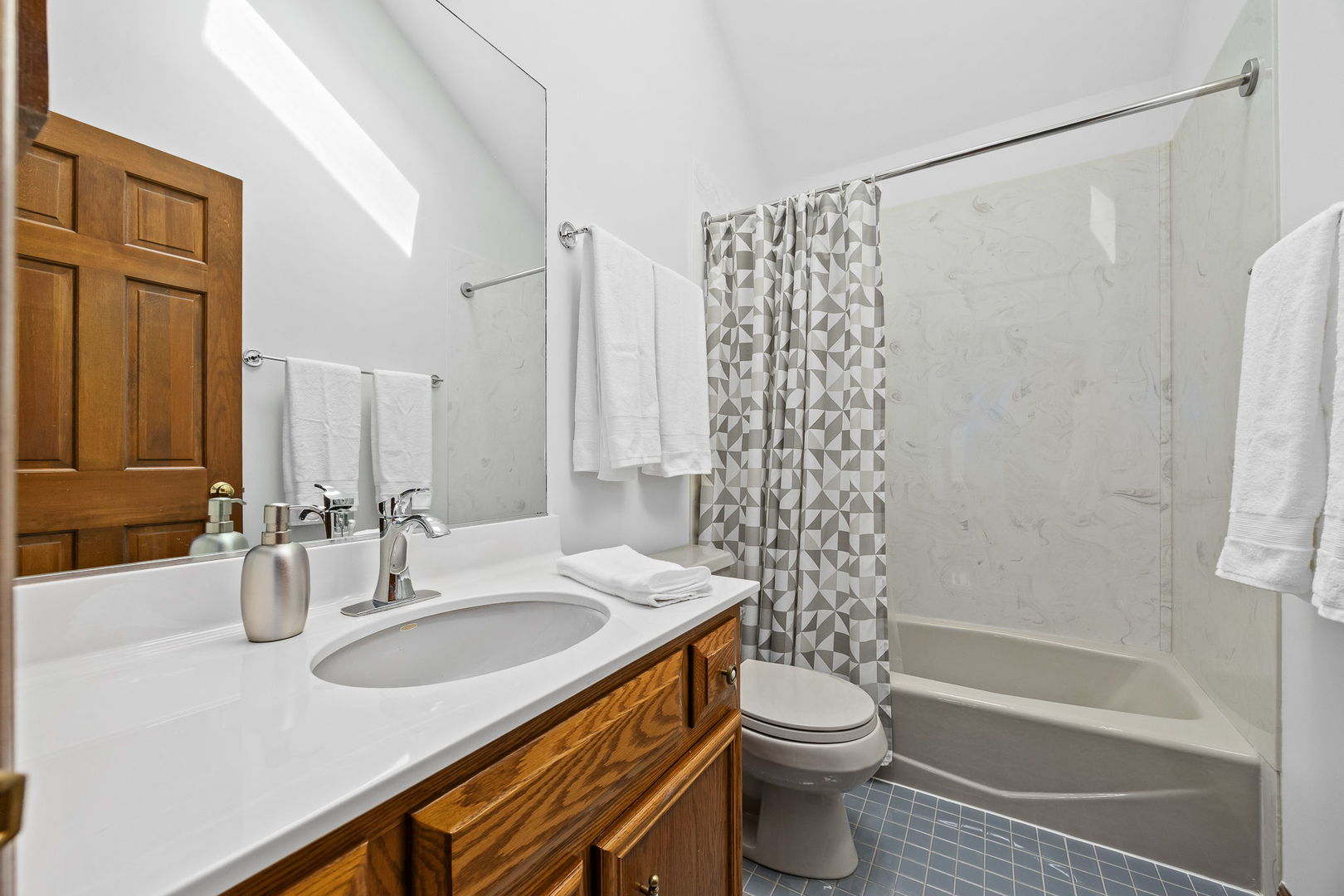 1310 Champion Forest Court, Wheaton, IL 60187