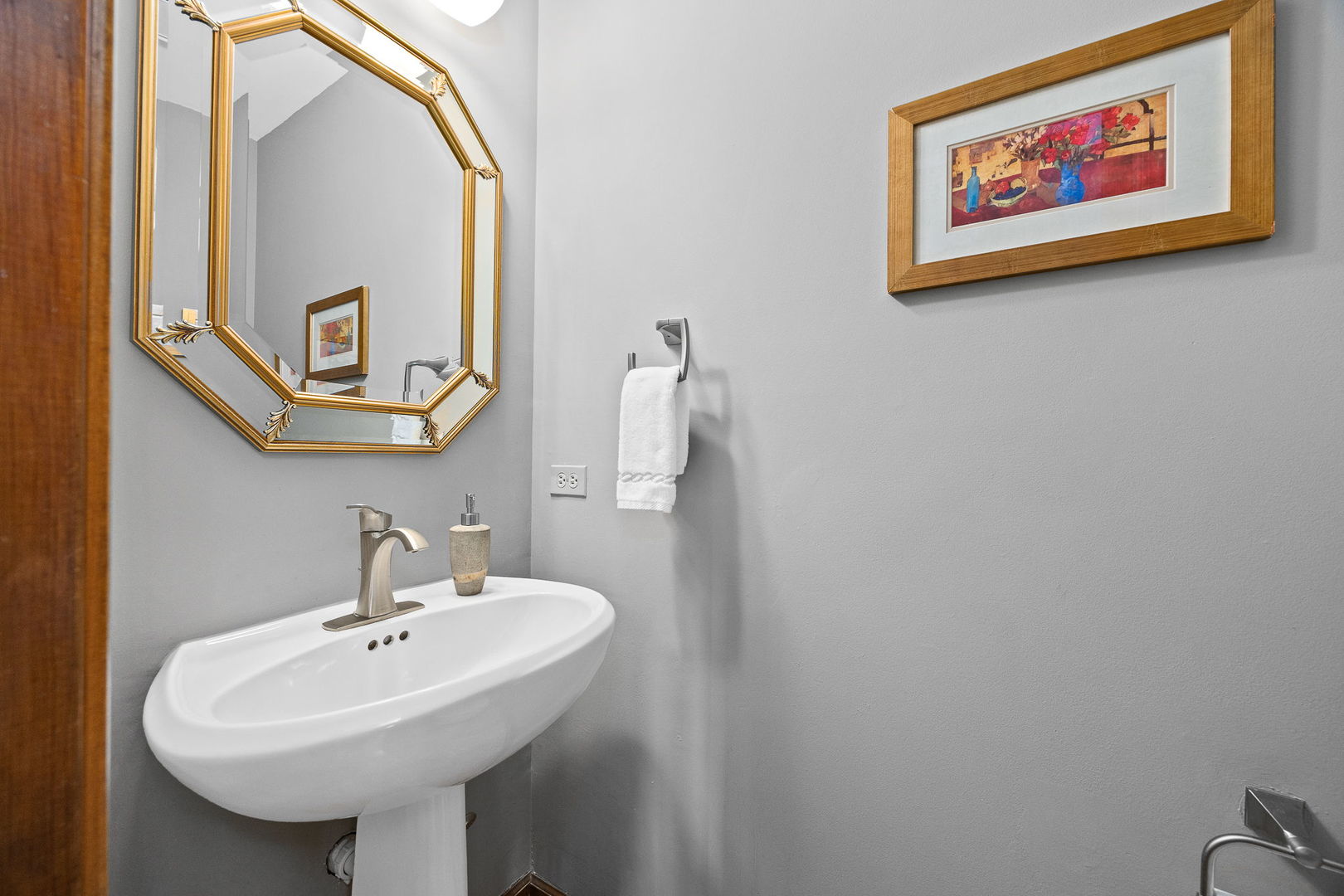 1310 Champion Forest Court, Wheaton, IL 60187