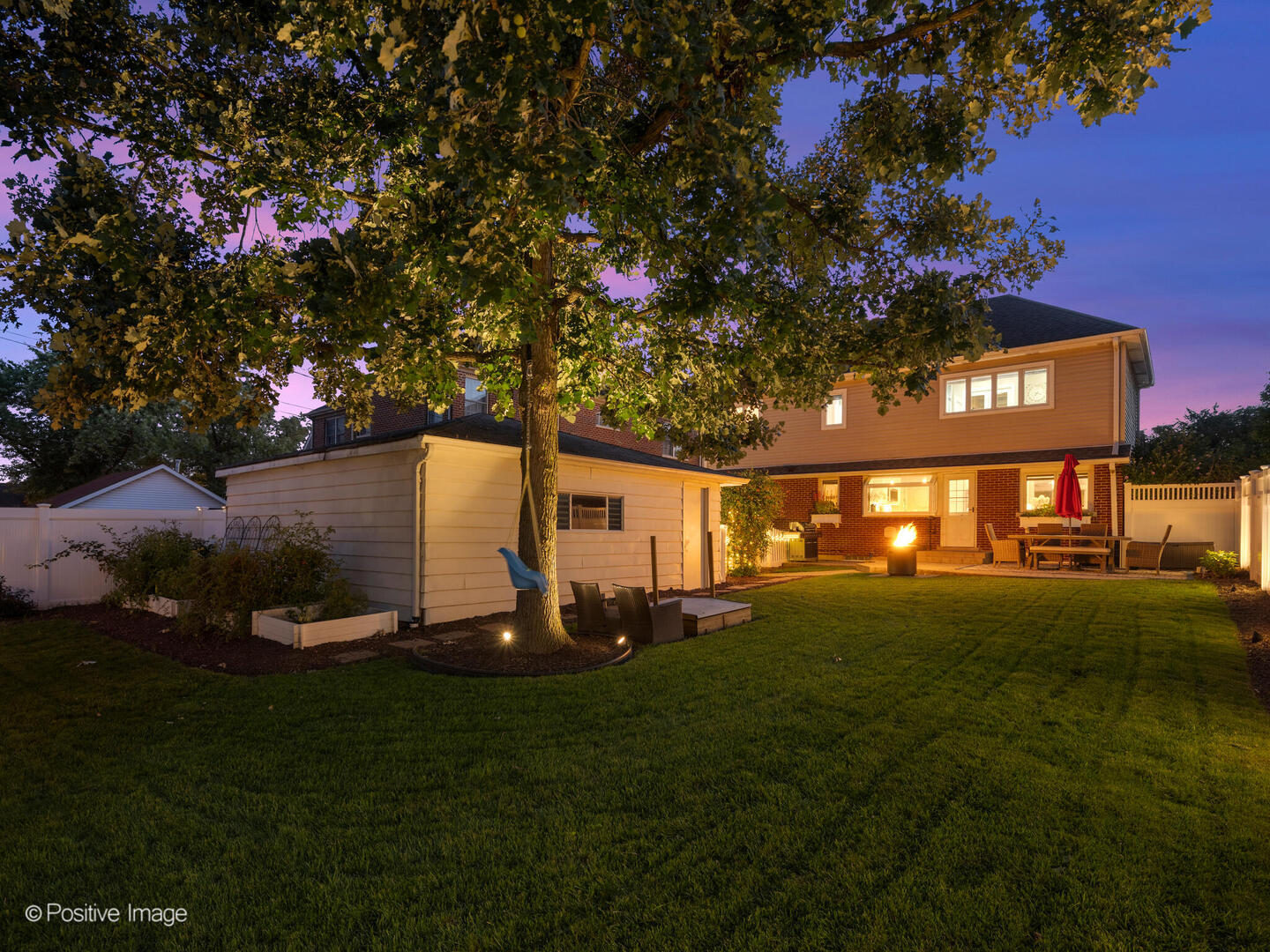 871 S Chatham Avenue, Elmhurst, IL 60126