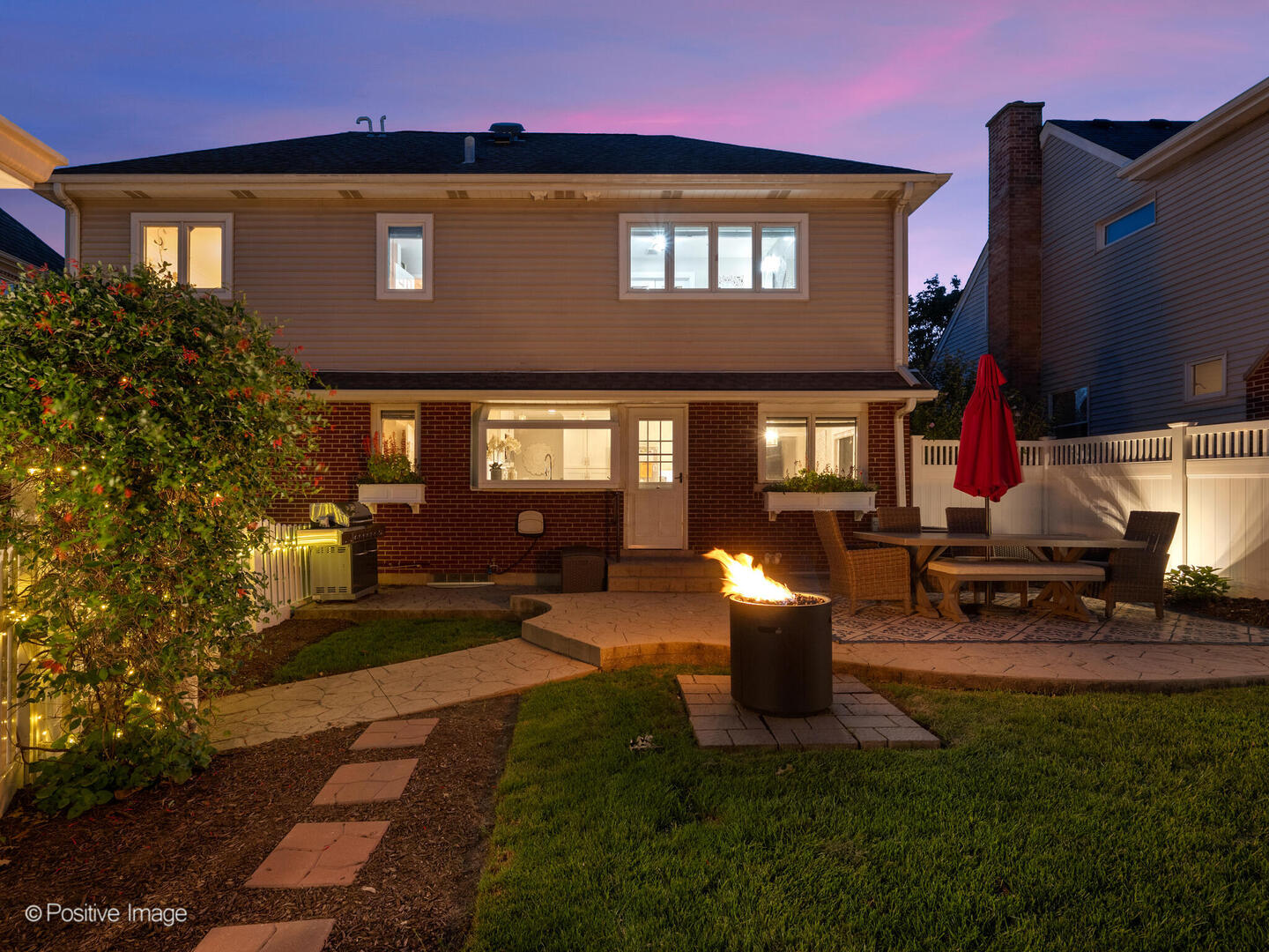 871 S Chatham Avenue, Elmhurst, IL 60126