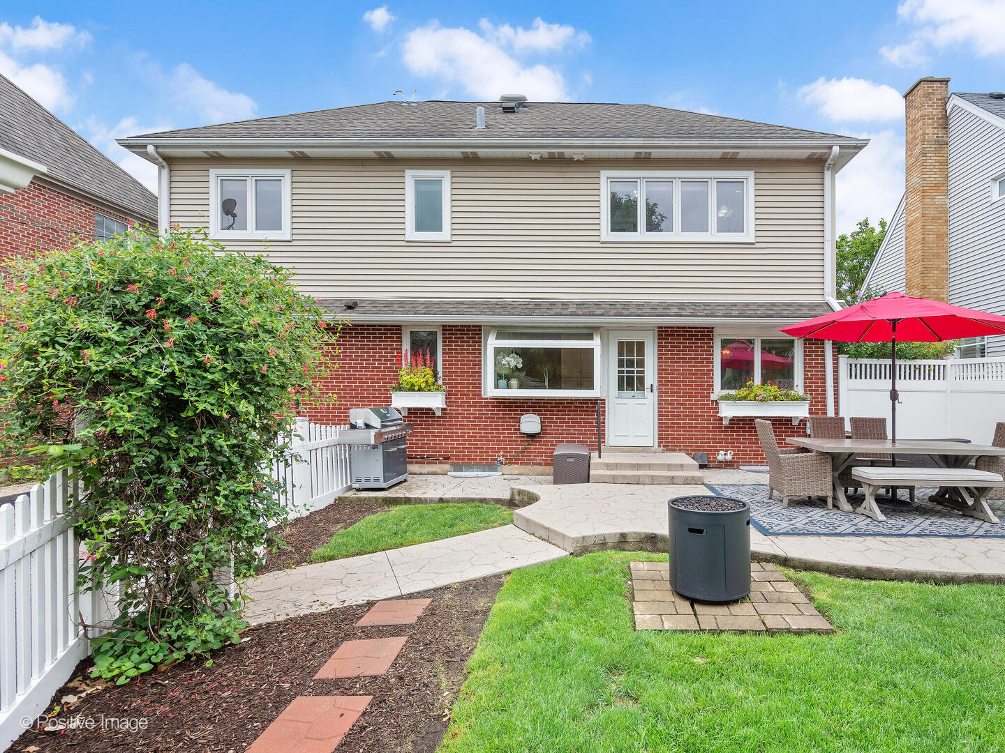 871 S Chatham Avenue, Elmhurst, IL 60126