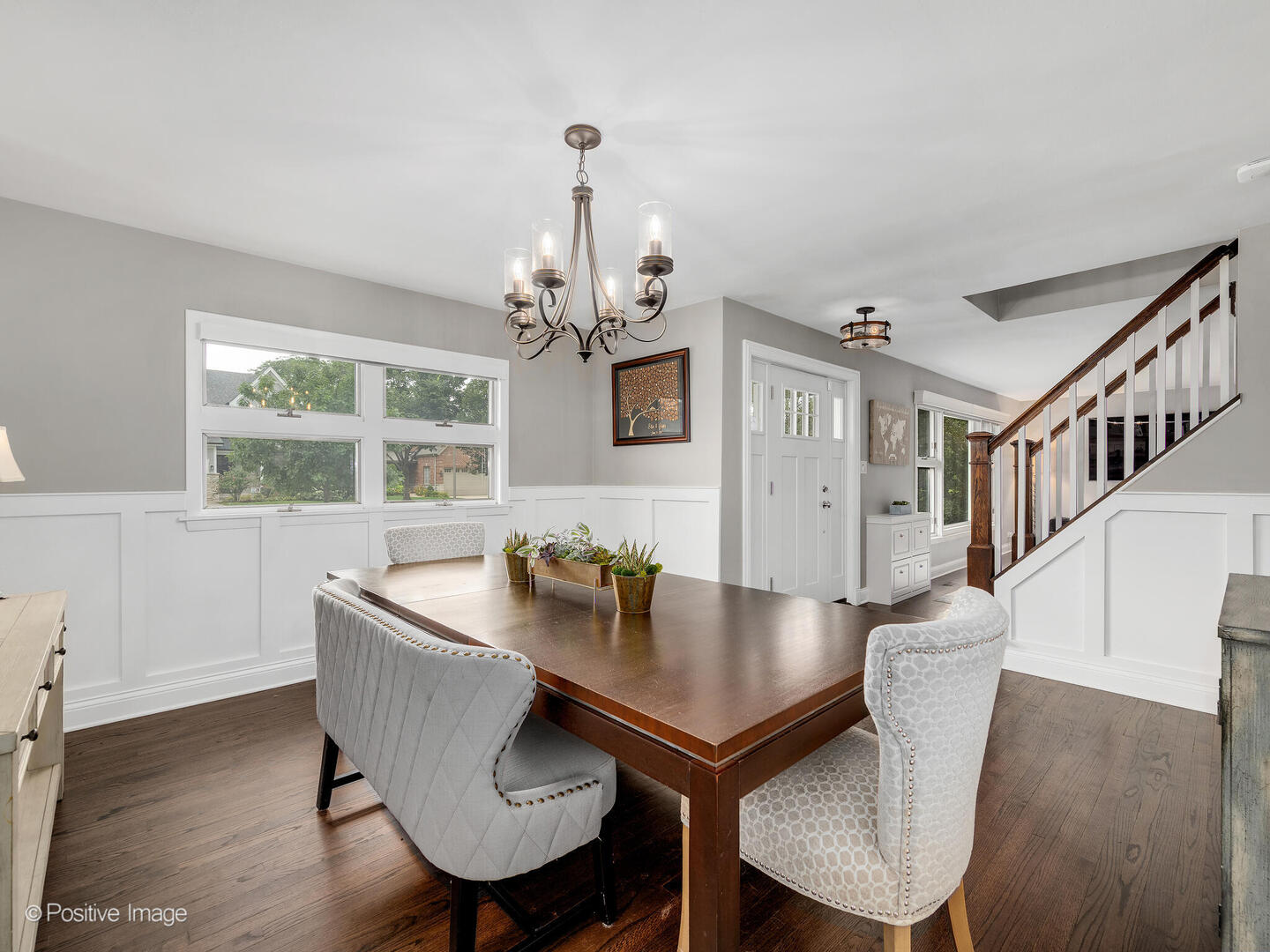 871 S Chatham Avenue, Elmhurst, IL 60126