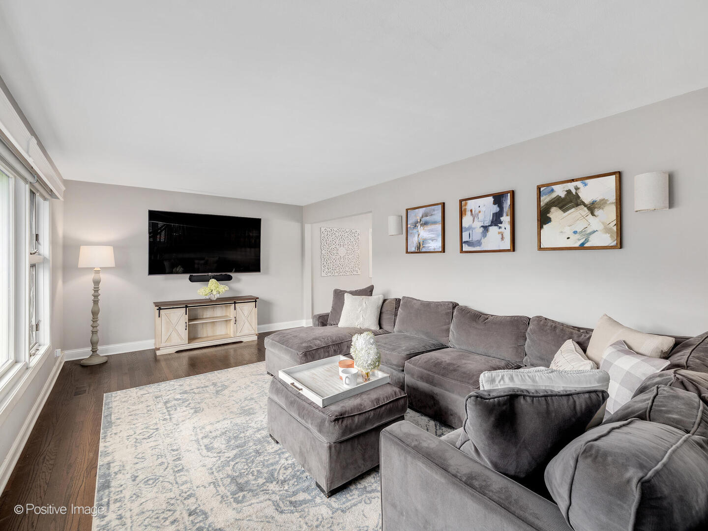 871 S Chatham Avenue, Elmhurst, IL 60126