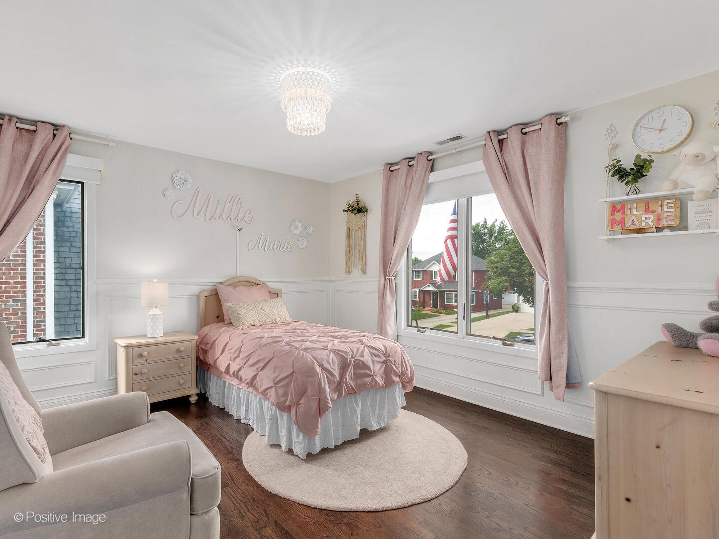 871 S Chatham Avenue, Elmhurst, IL 60126