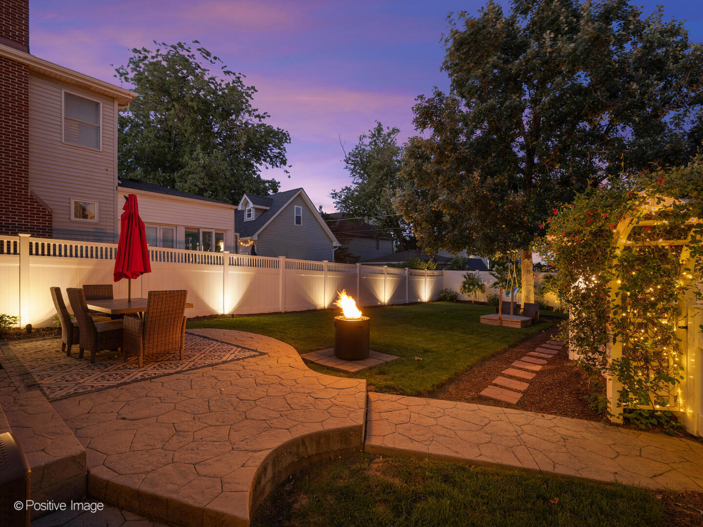 871 S Chatham Avenue, Elmhurst, IL 60126