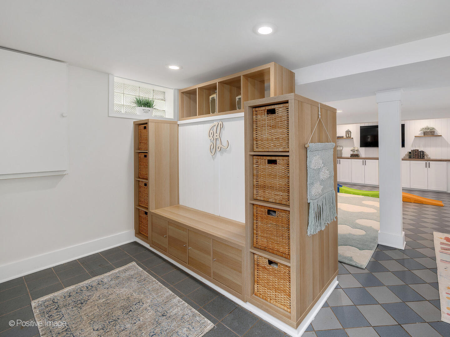 871 S Chatham Avenue, Elmhurst, IL 60126