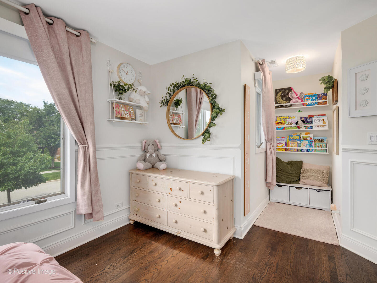 871 S Chatham Avenue, Elmhurst, IL 60126