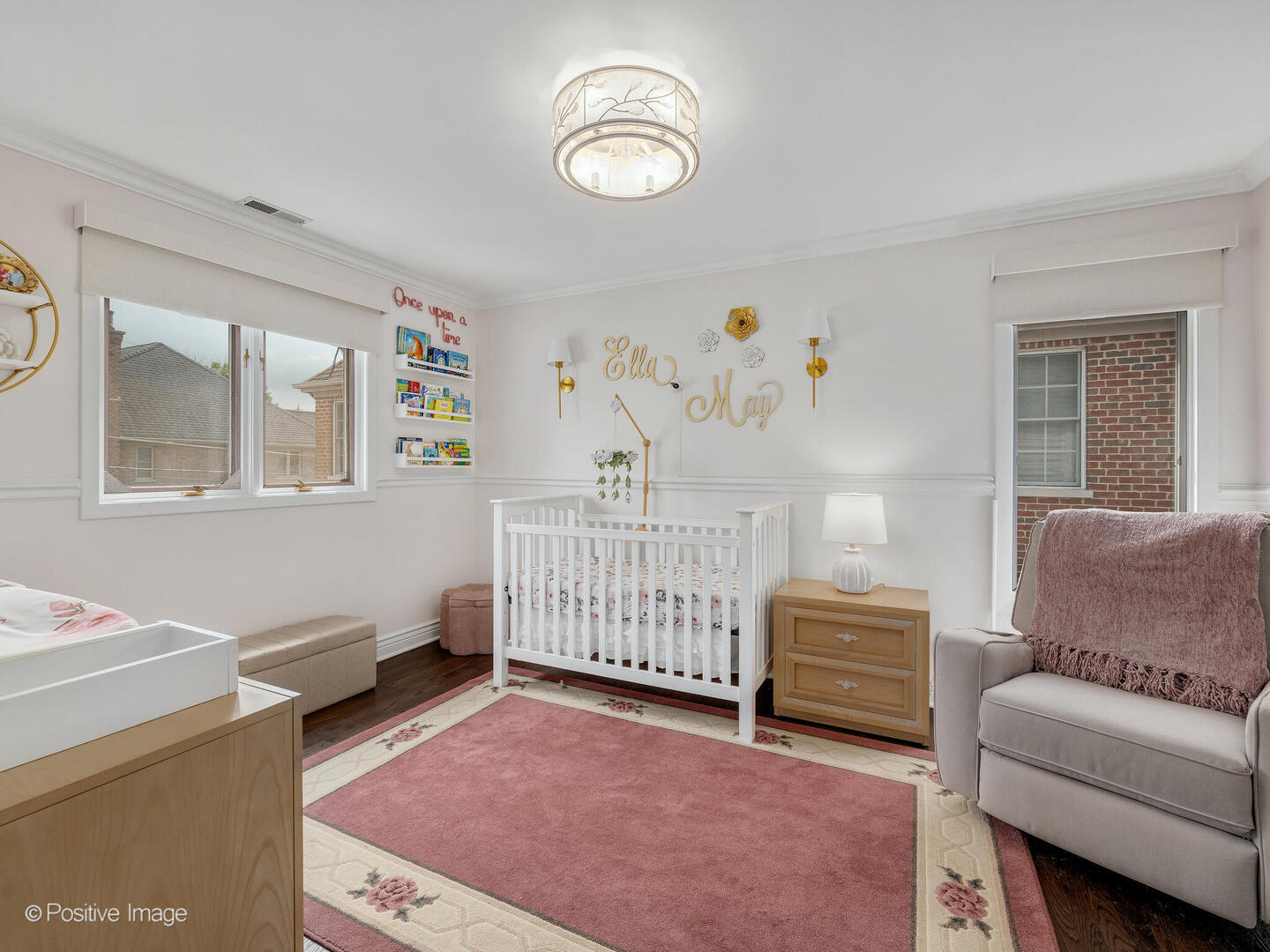 871 S Chatham Avenue, Elmhurst, IL 60126