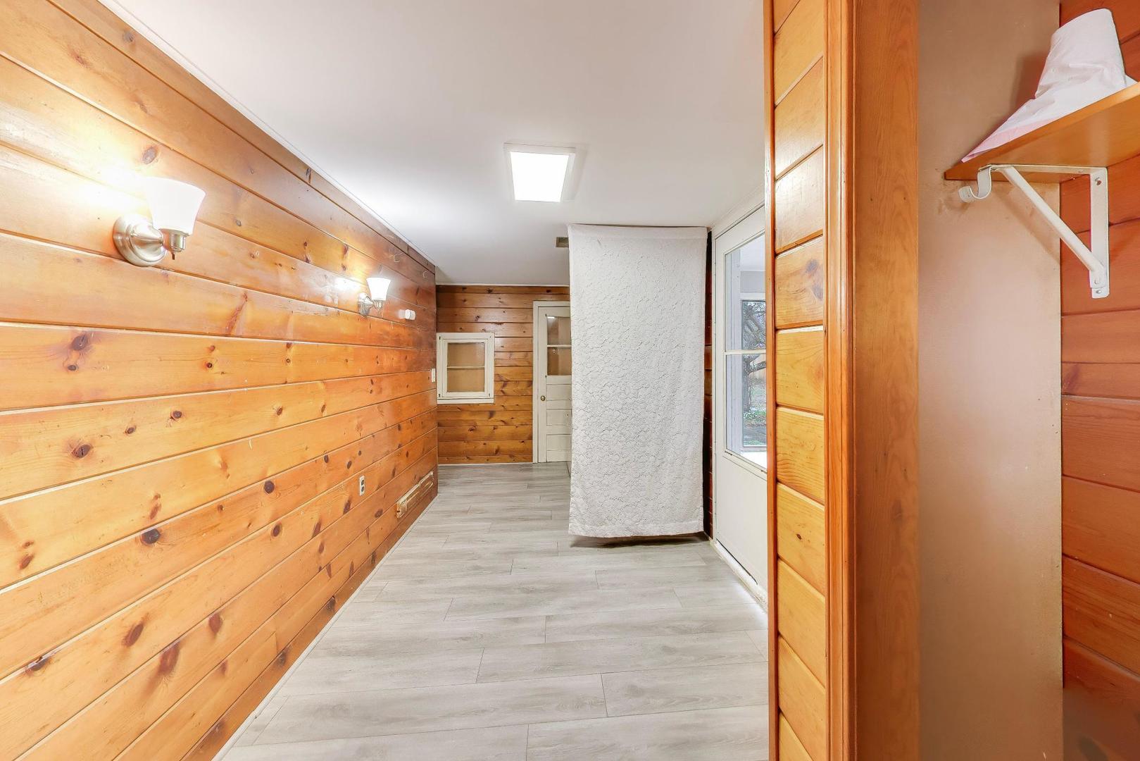 239 Maplewood Drive, Antioch, IL 60002