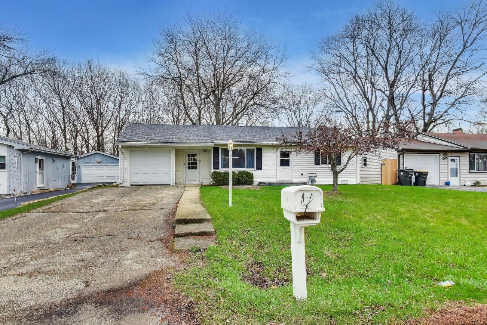 239 Maplewood Drive, Antioch, IL 60002