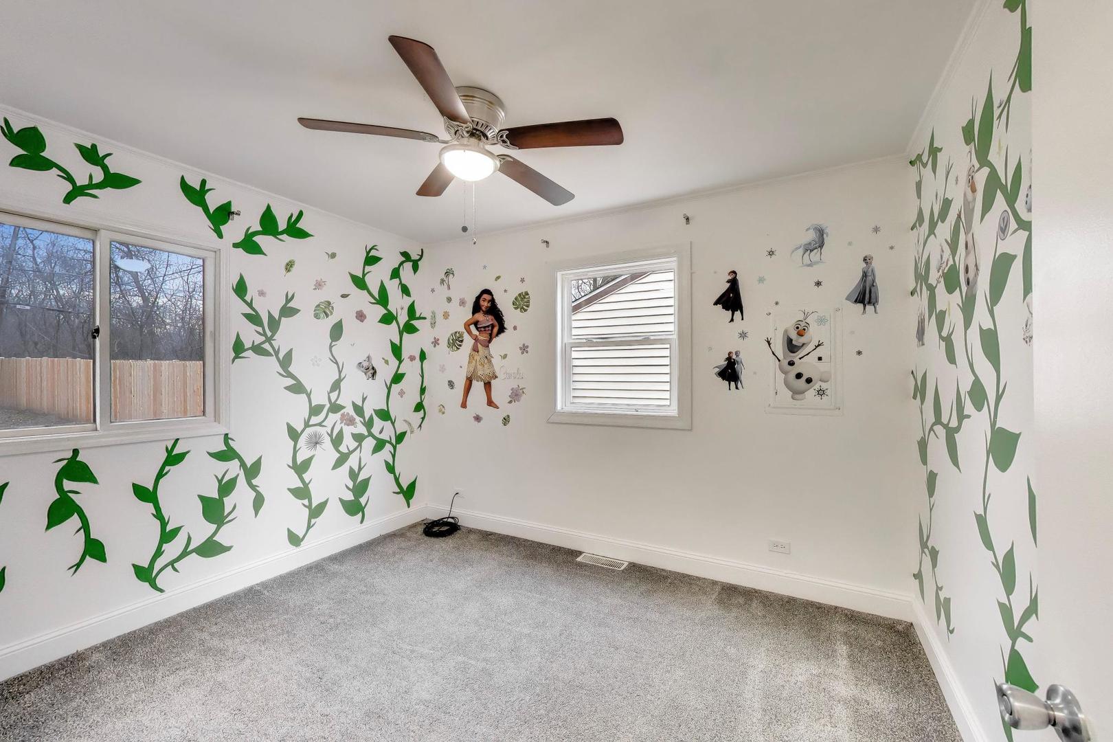 239 Maplewood Drive, Antioch, IL 60002