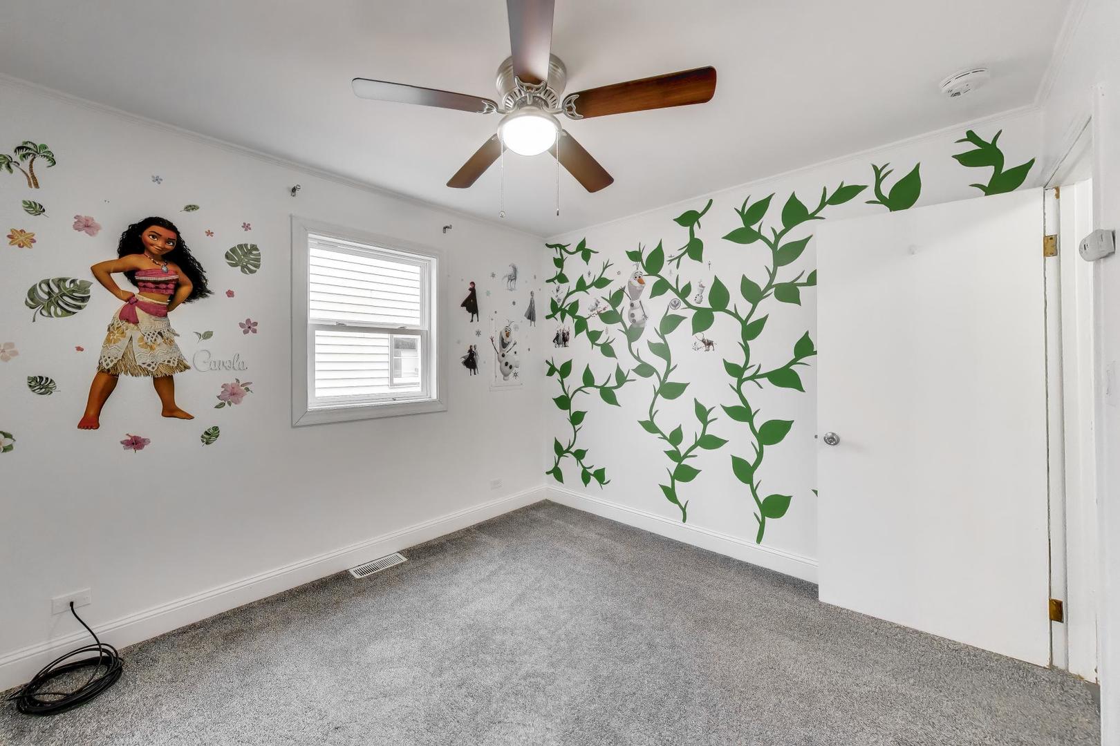 239 Maplewood Drive, Antioch, IL 60002