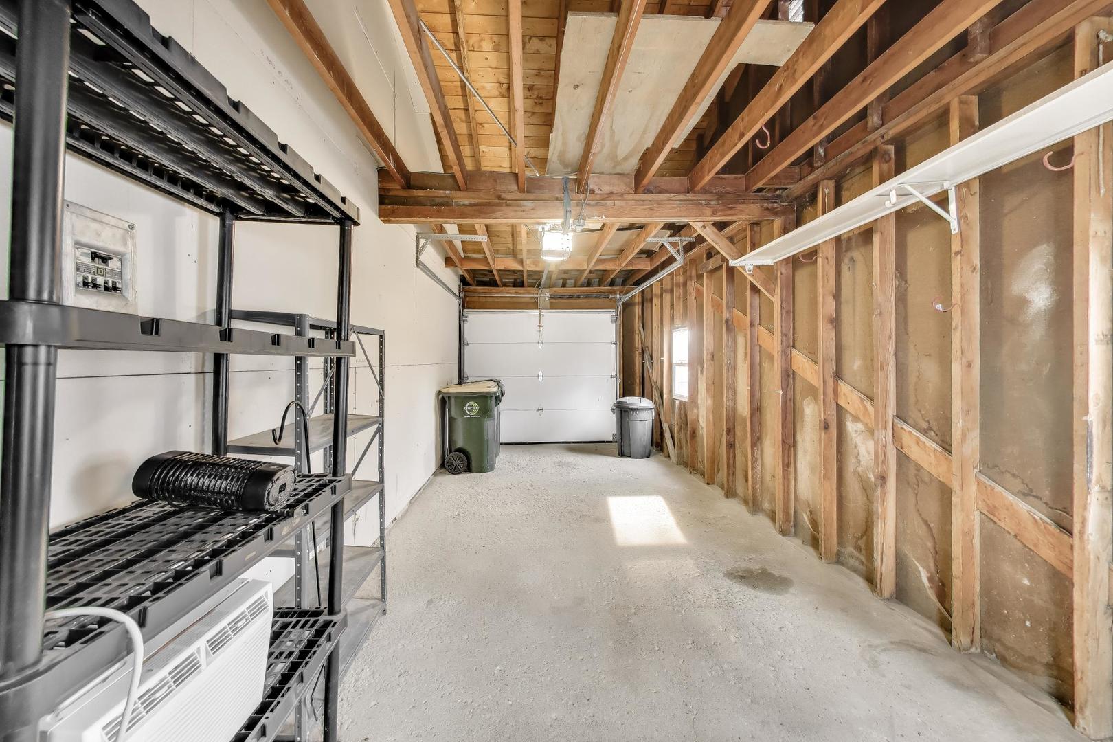 239 Maplewood Drive, Antioch, IL 60002