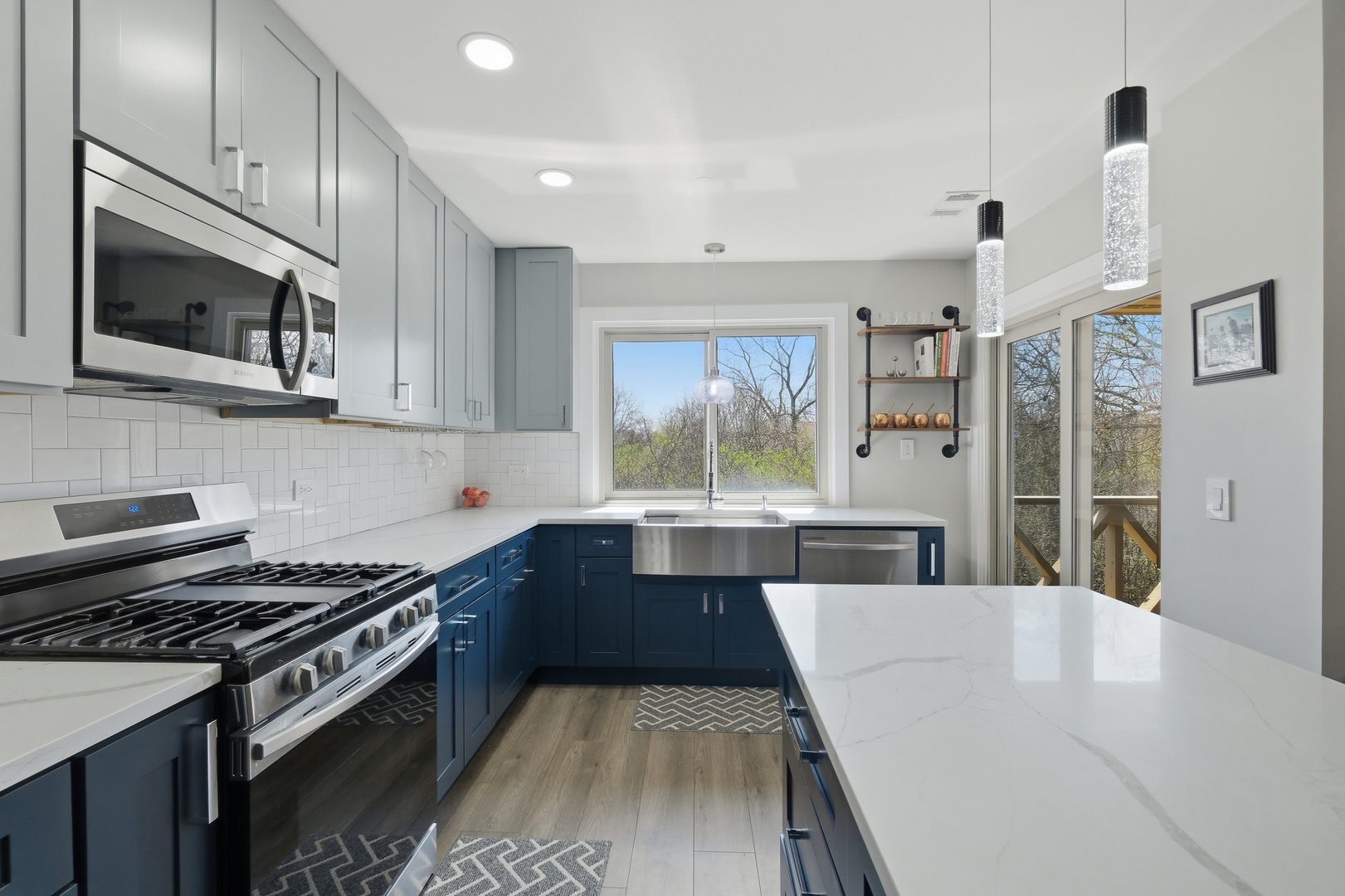 825 Thornton Court #2A, Schaumburg, IL 60193