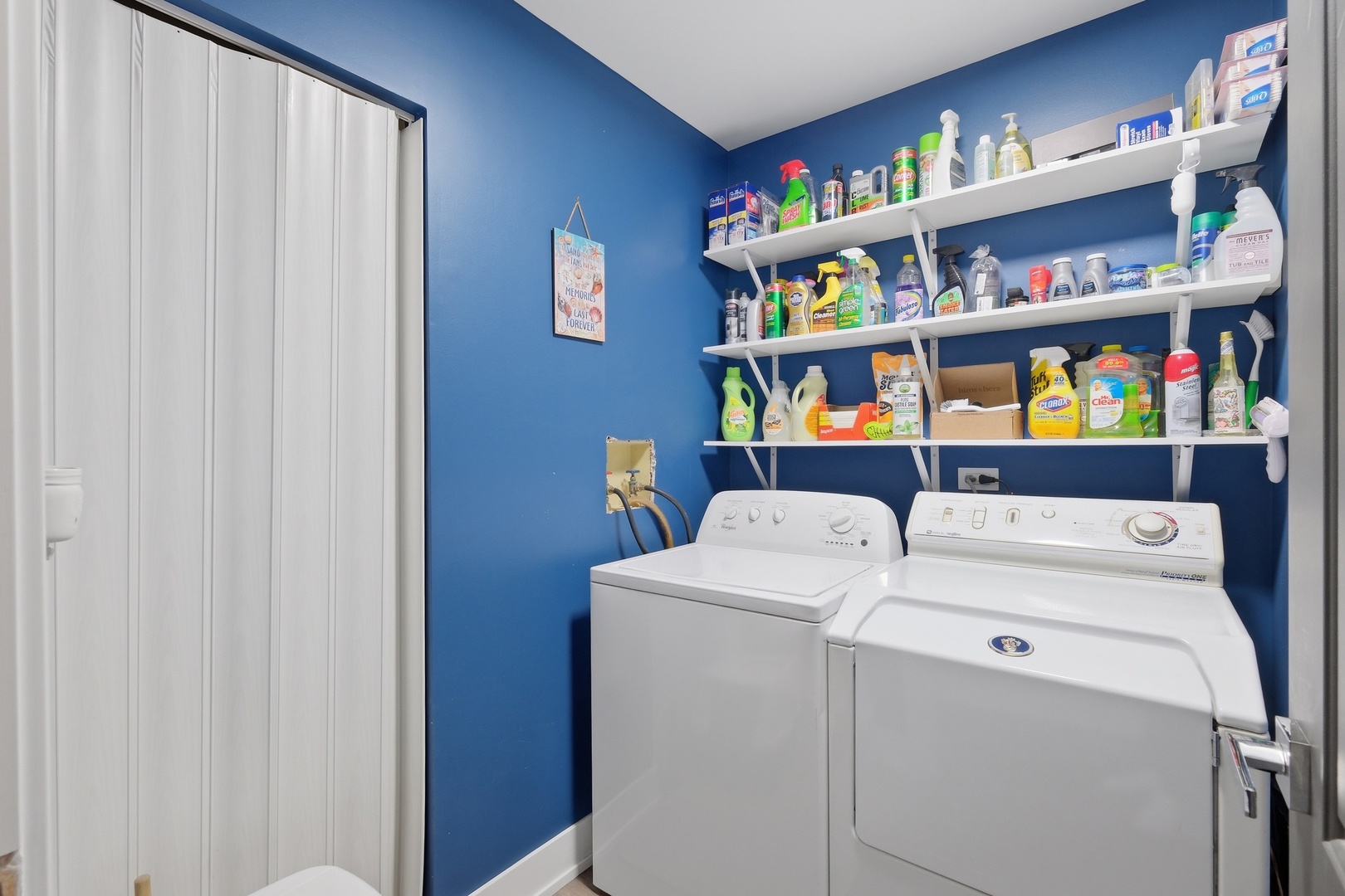 825 Thornton Court #2A, Schaumburg, IL 60193