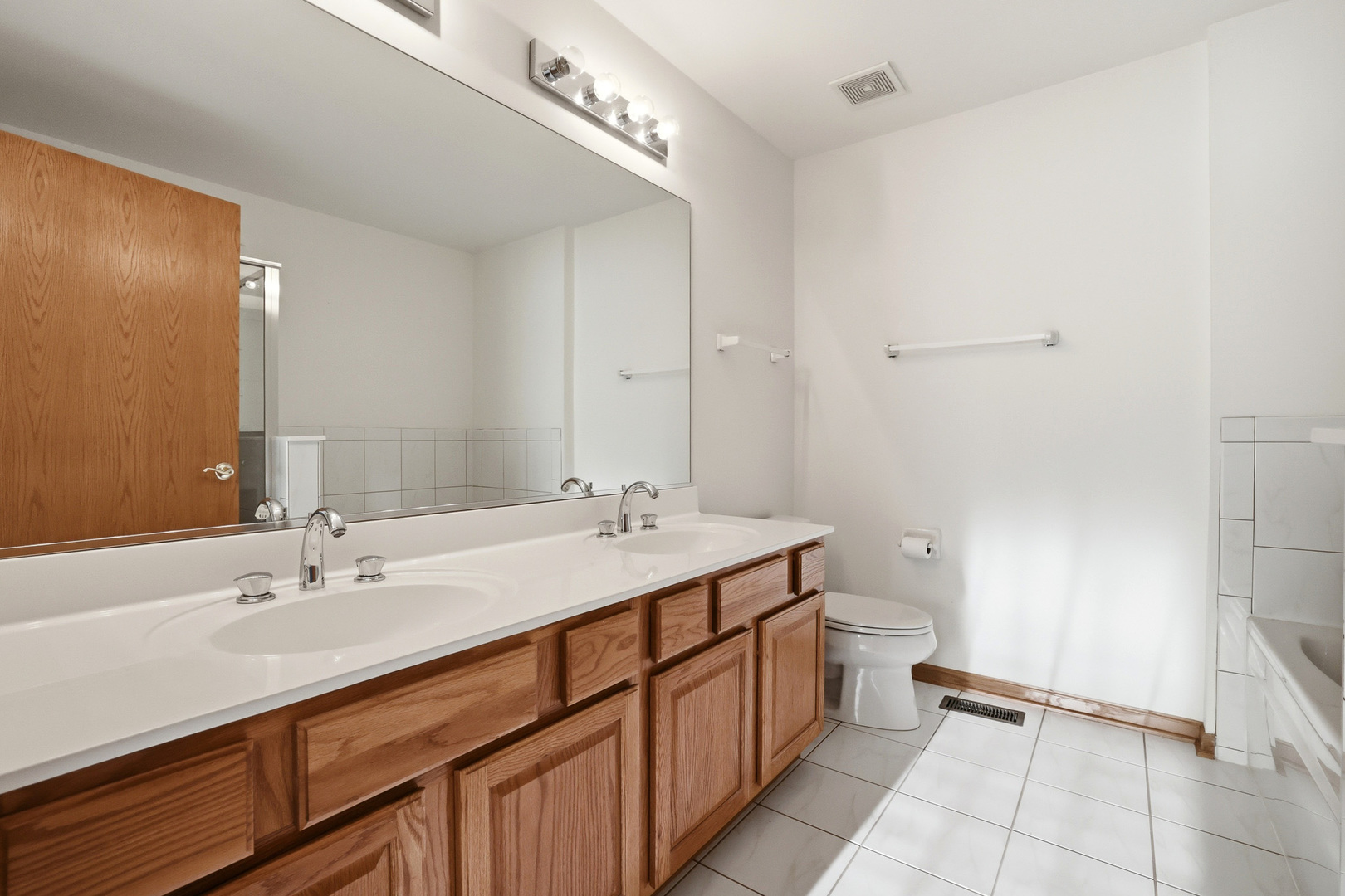 Carol Stream, IL 60188