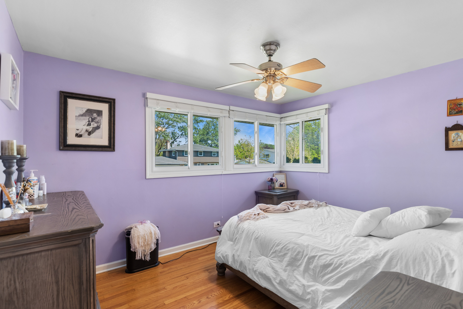 801 E Greenwood Drive, Mount Prospect, IL 60056