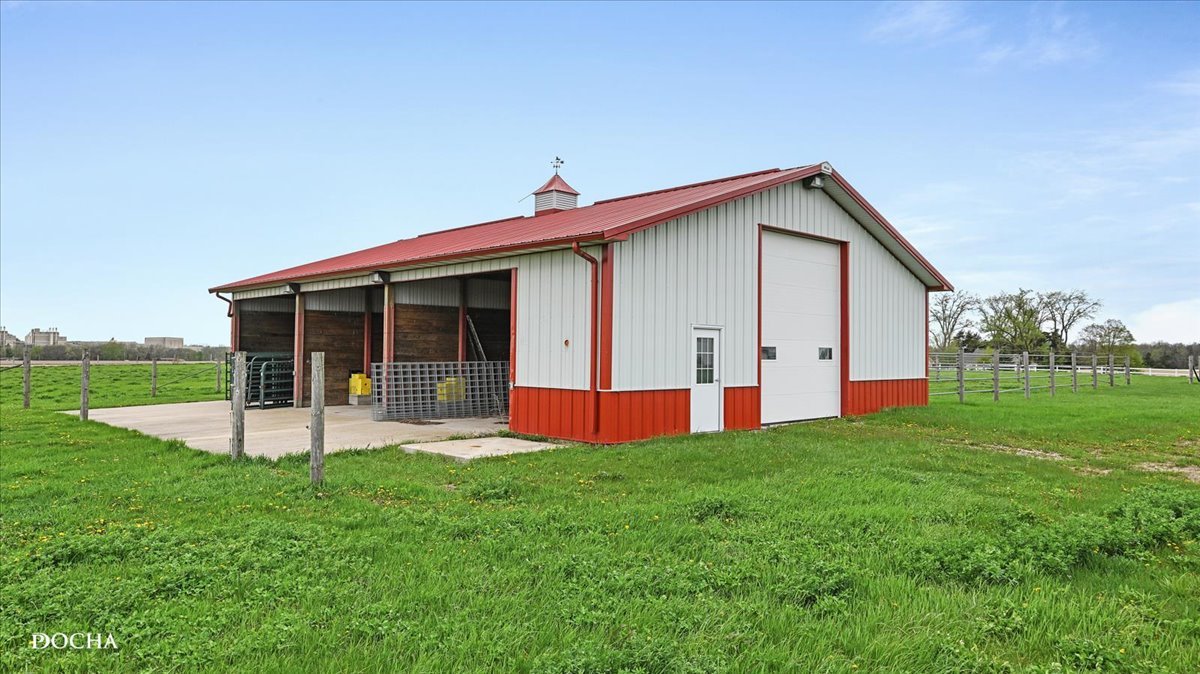 2136 N 34th Road, Ottawa, IL 61350