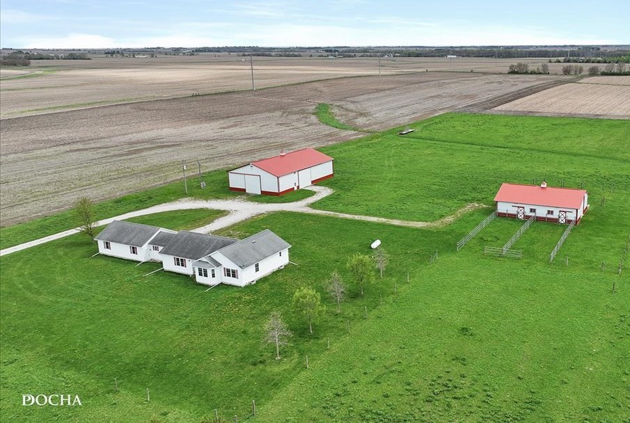 2136 N 34th Road, Ottawa, IL 61350