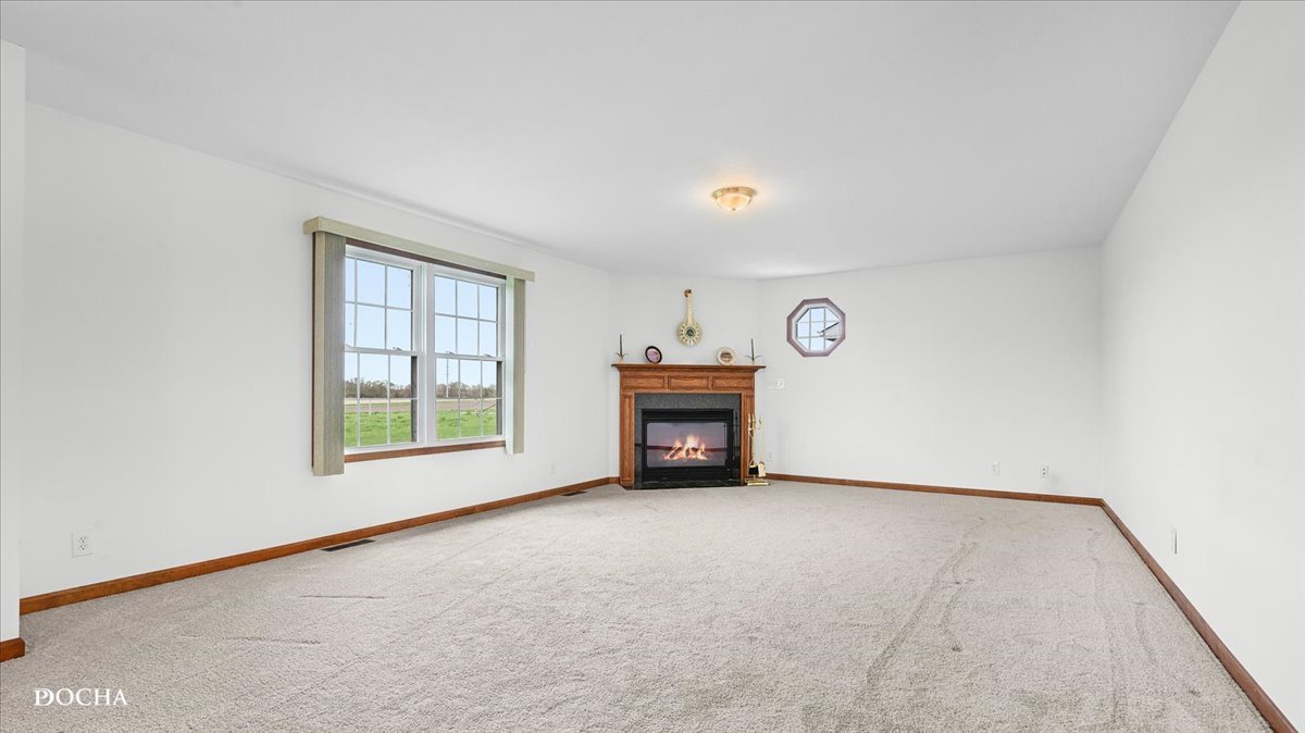 2136 N 34th Road, Ottawa, IL 61350