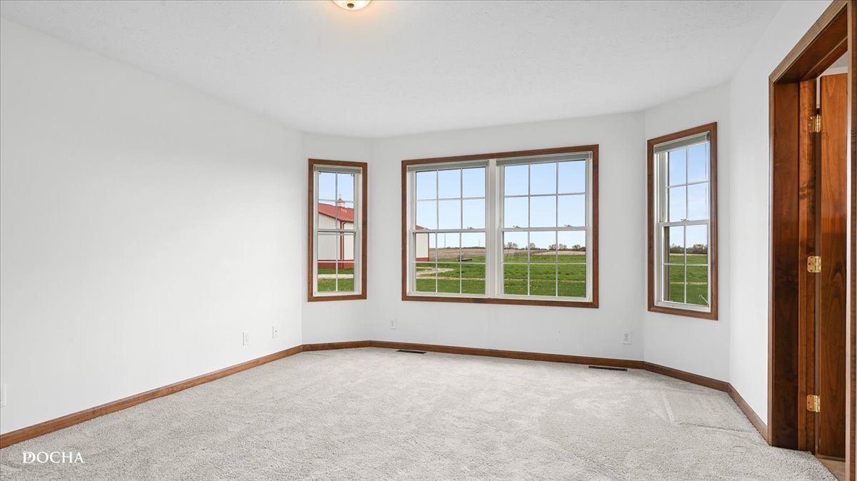 2136 N 34th Road, Ottawa, IL 61350