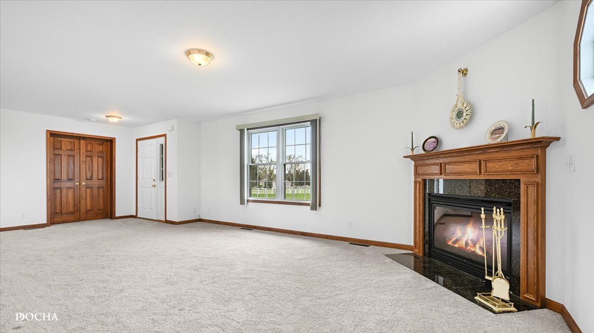 2136 N 34th Road, Ottawa, IL 61350