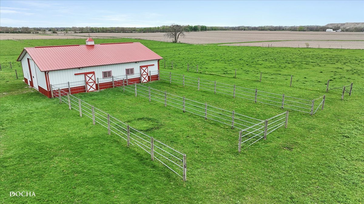 2136 N 34th Road, Ottawa, IL 61350