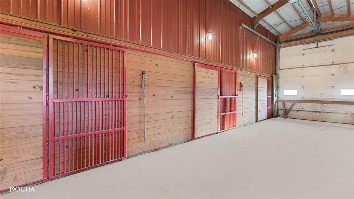 2136 N 34th Road, Ottawa, IL 61350