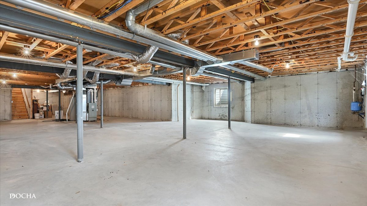 2136 N 34th Road, Ottawa, IL 61350