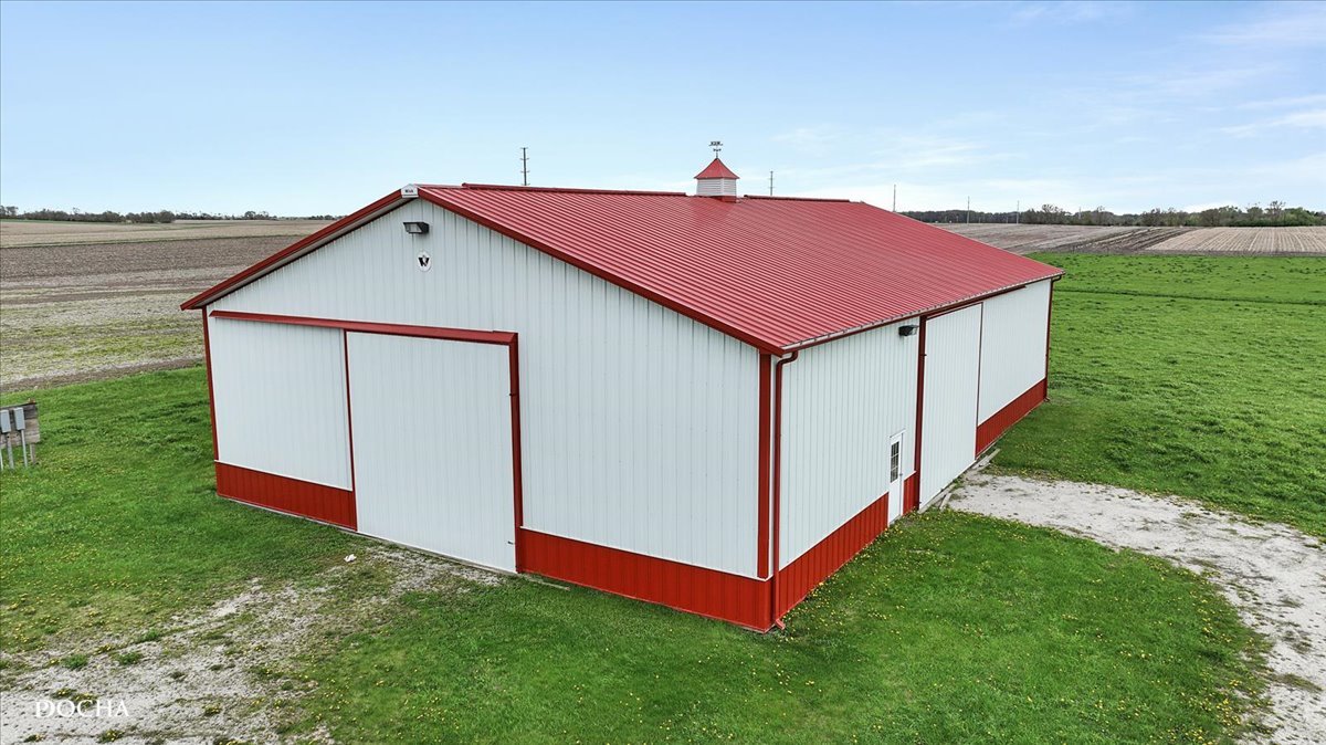 2136 N 34th Road, Ottawa, IL 61350