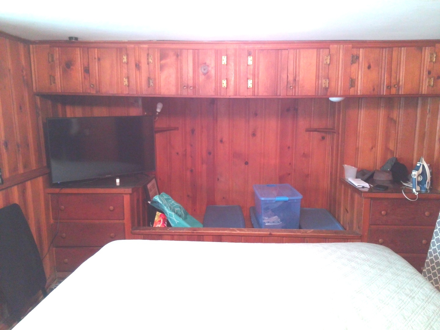 2665 E 77th Street, Chicago, IL 60649