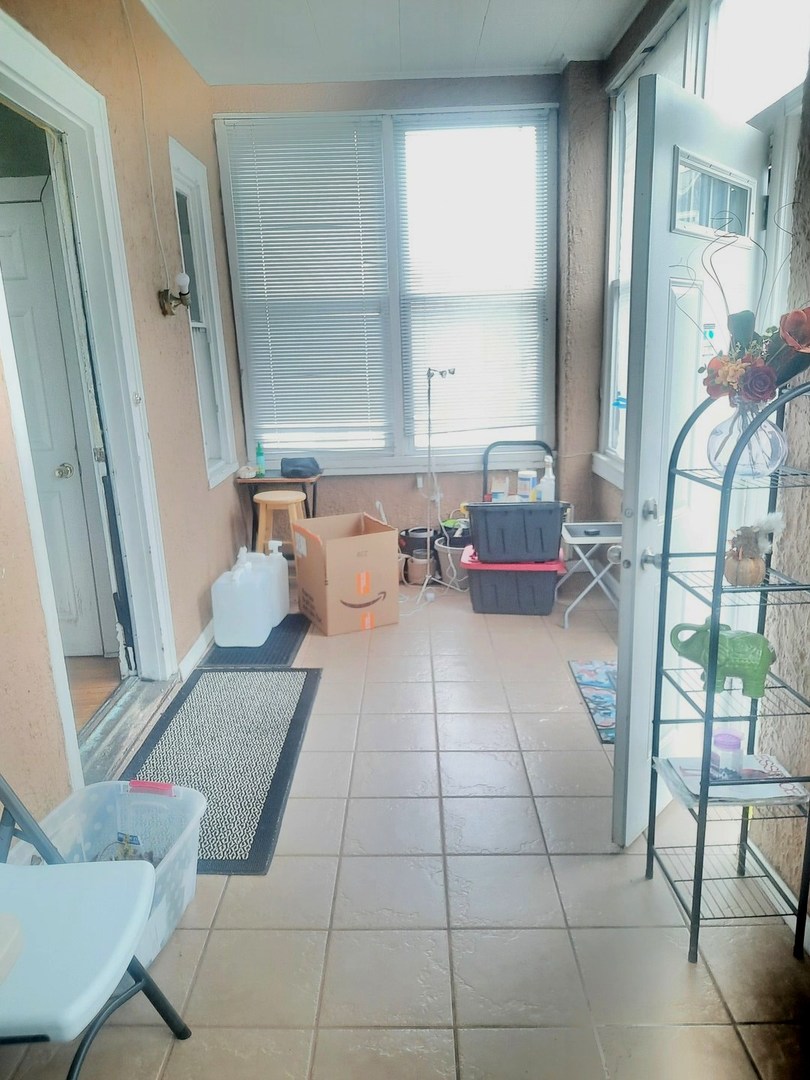 2665 E 77th Street, Chicago, IL 60649