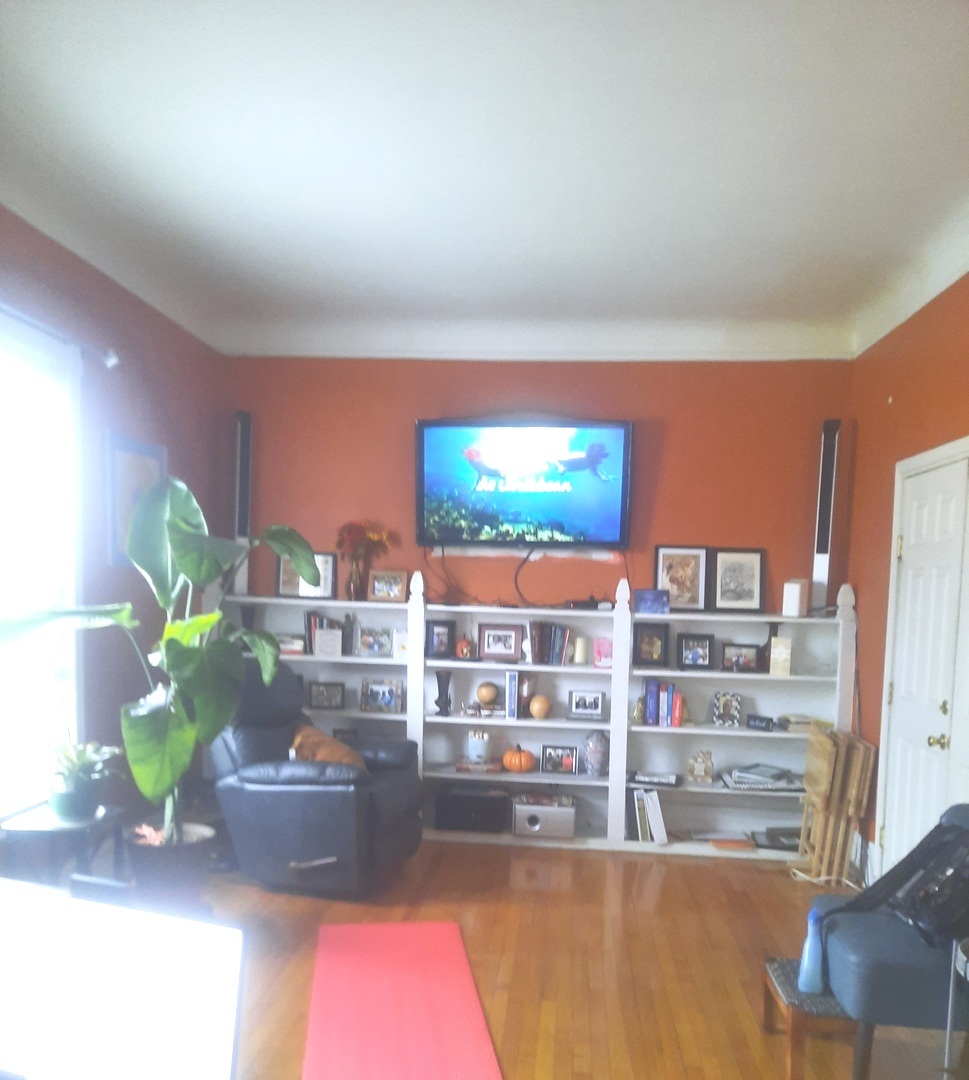 2665 E 77th Street, Chicago, IL 60649