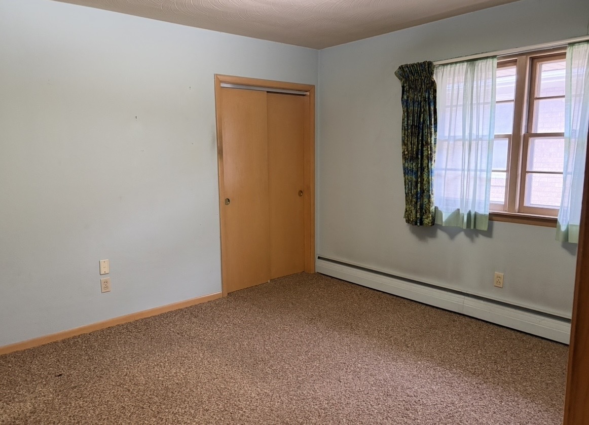 109 S Reedwood Drive, Joliet, IL 60436