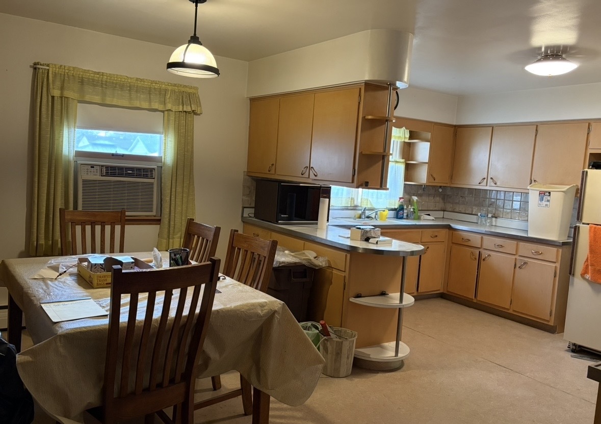 109 S Reedwood Drive, Joliet, IL 60436