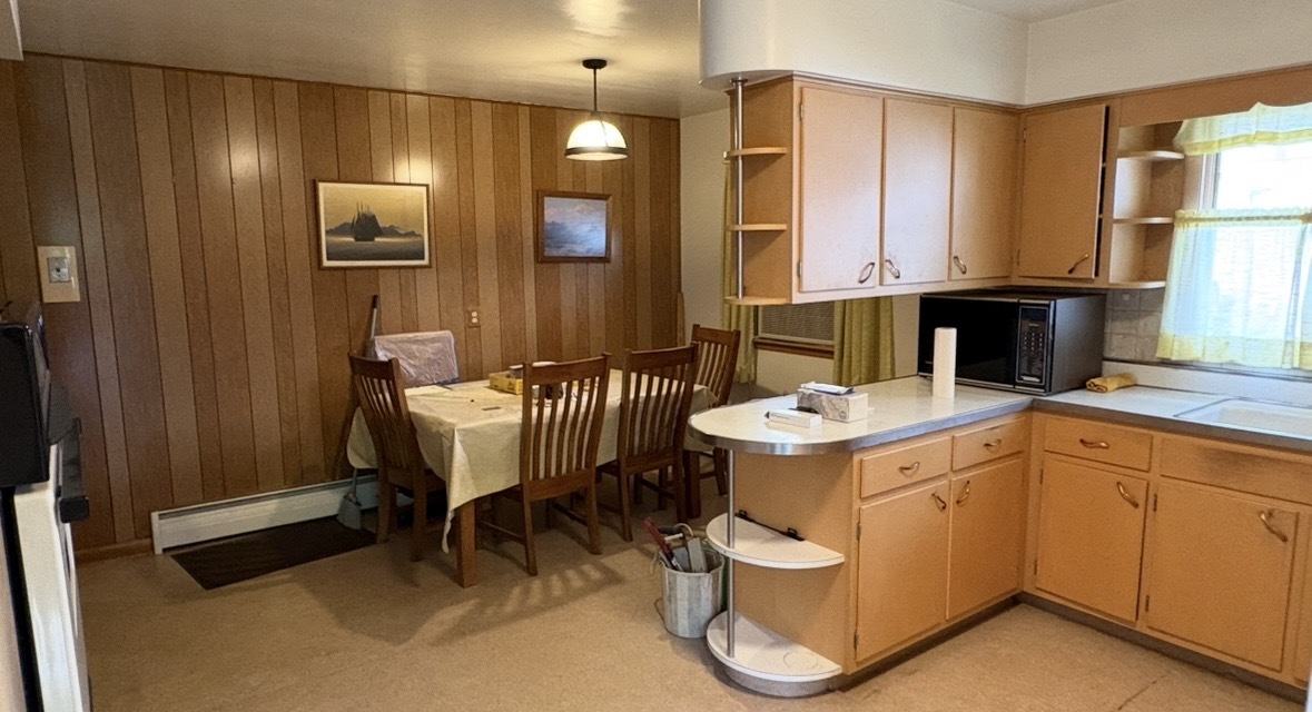 109 S Reedwood Drive, Joliet, IL 60436