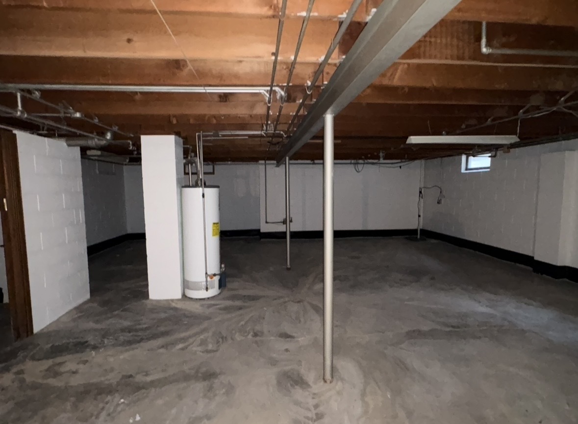 109 S Reedwood Drive, Joliet, IL 60436