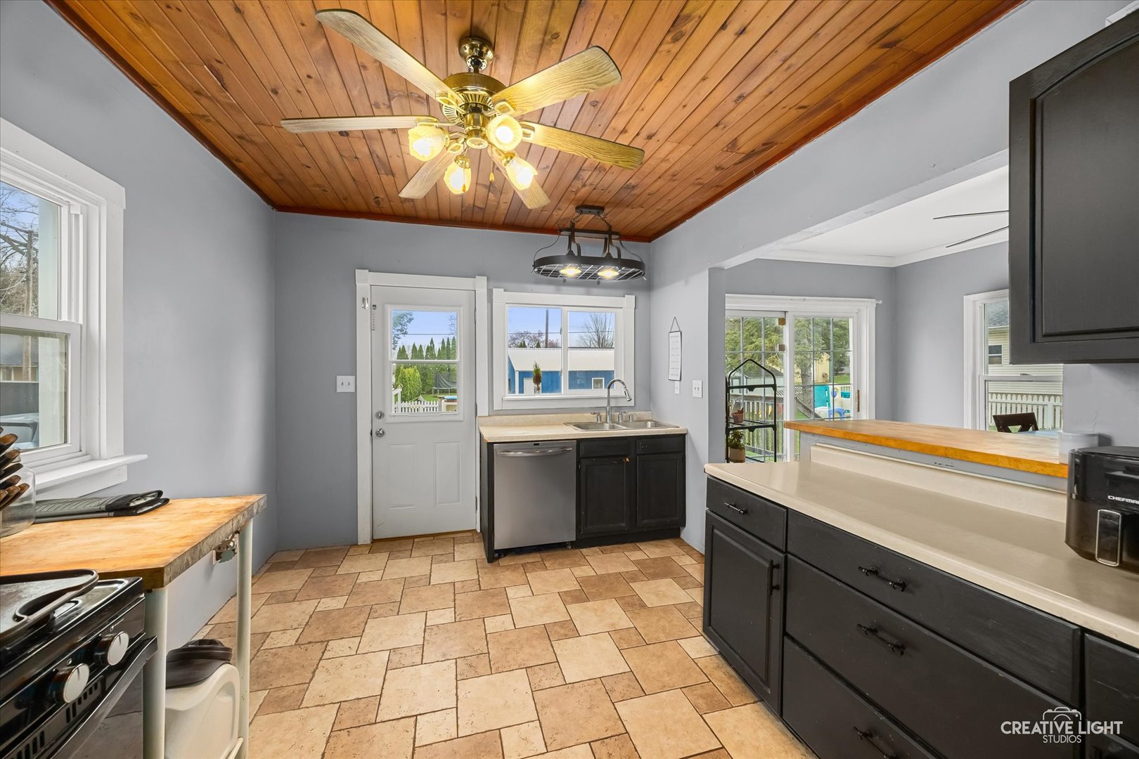 107 E Comanche Avenue, Shabbona, IL 60550