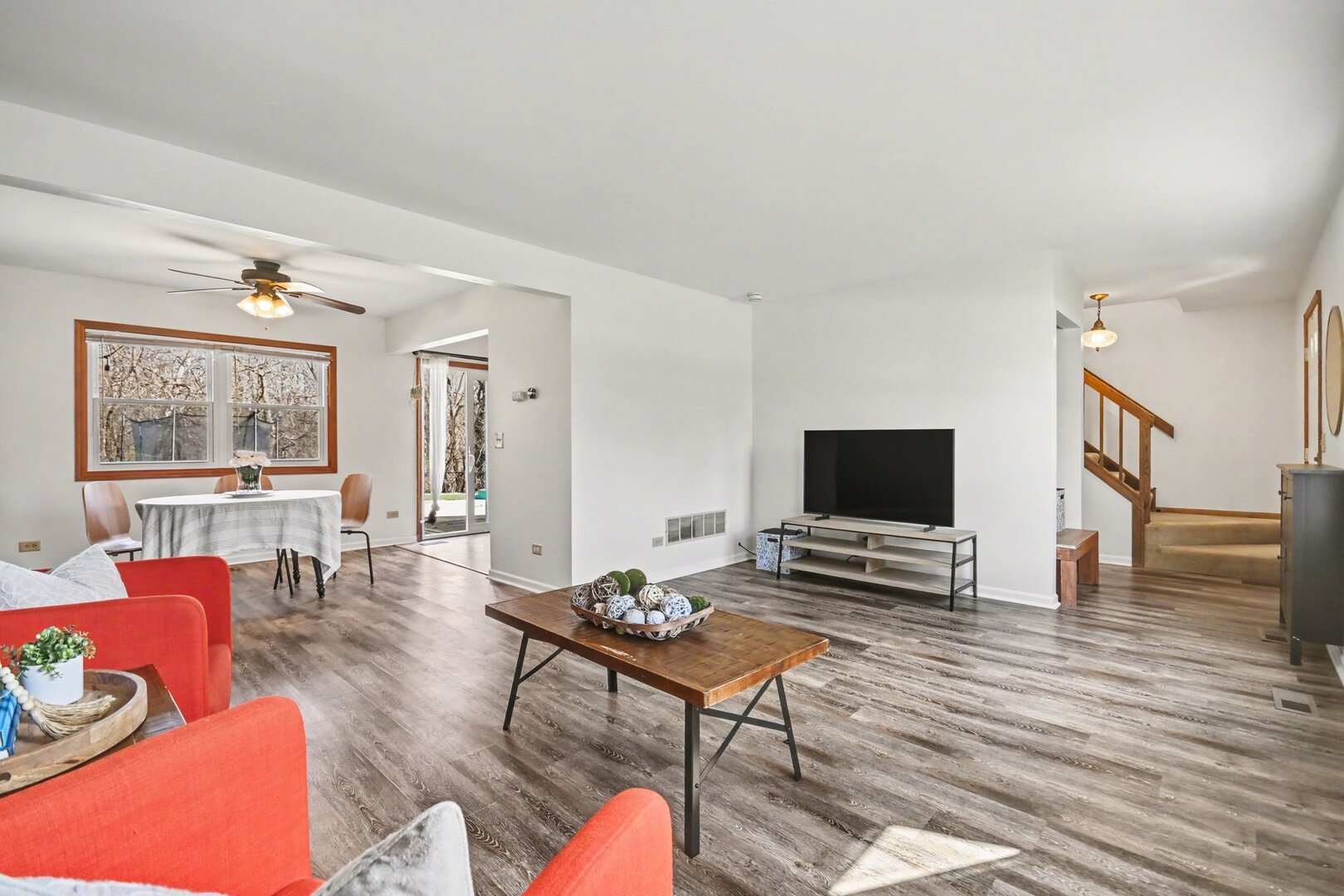 30W130 Huntington Drive, Warrenville, IL 60555