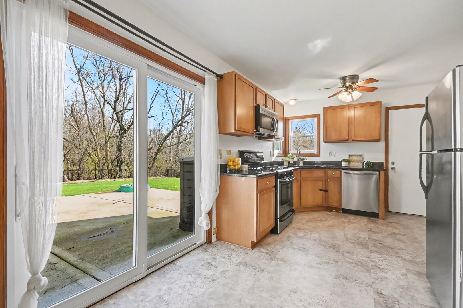 30W130 Huntington Drive, Warrenville, IL 60555