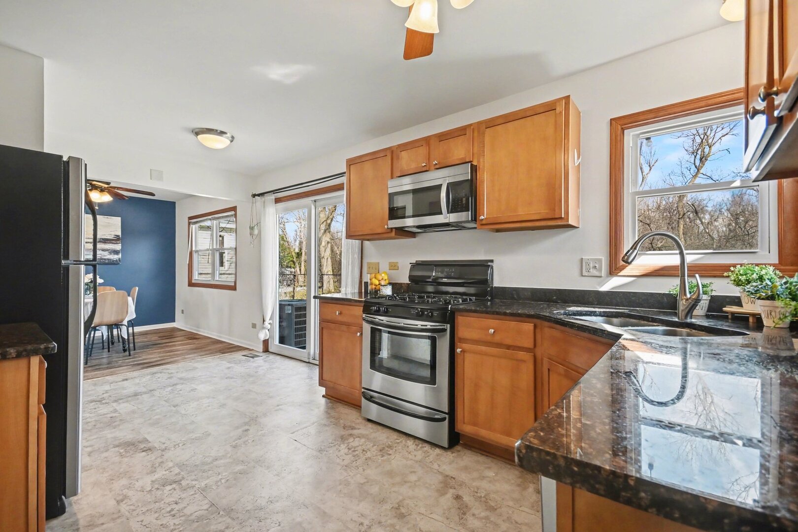 30W130 Huntington Drive, Warrenville, IL 60555