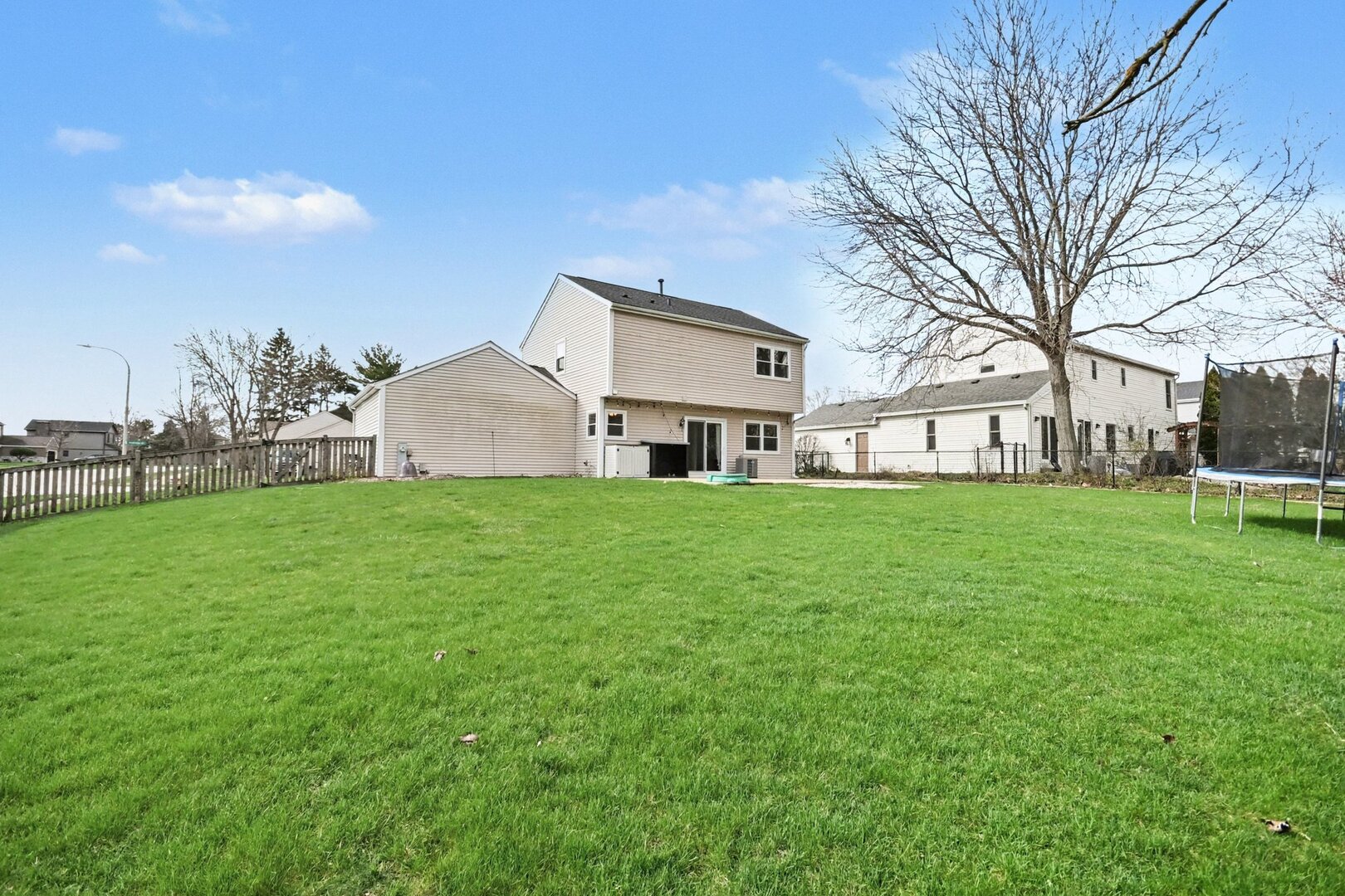 30W130 Huntington Drive, Warrenville, IL 60555