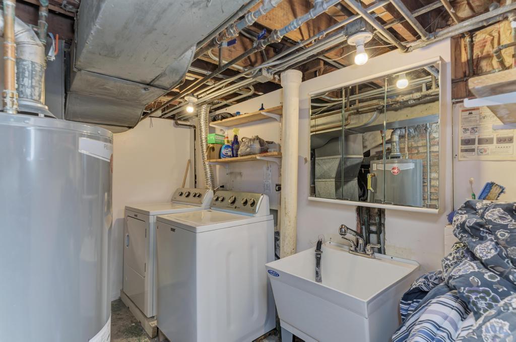 1431 N Hillside Avenue, Berkeley, IL 60163