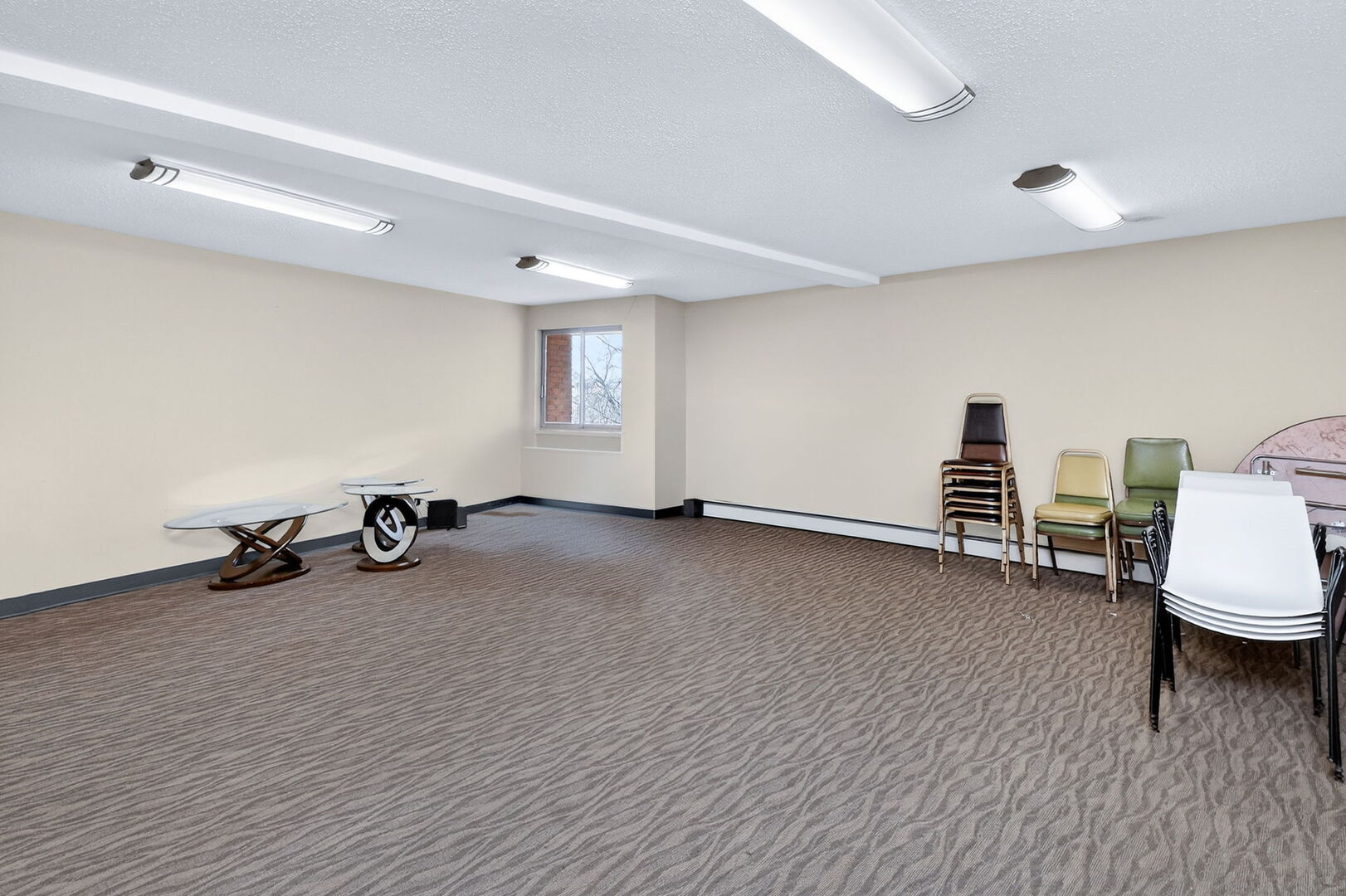 1188 Royal Glen Drive #311, Glen Ellyn, IL 60137