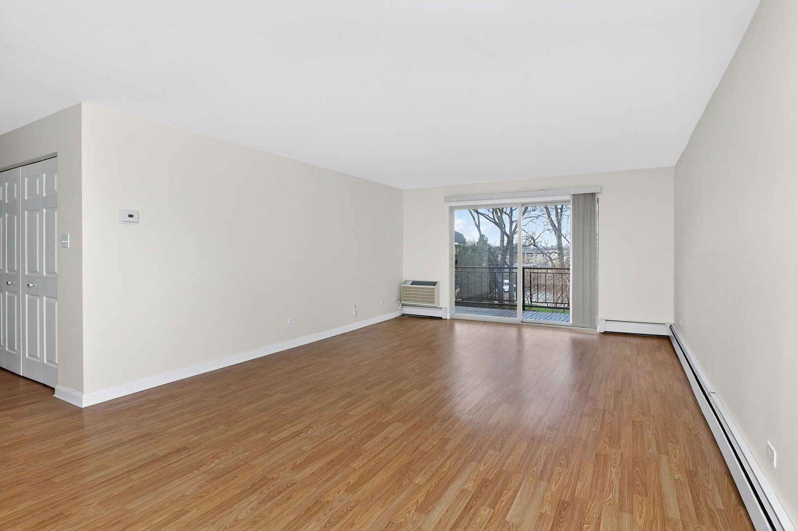 1188 Royal Glen Drive #311, Glen Ellyn, IL 60137