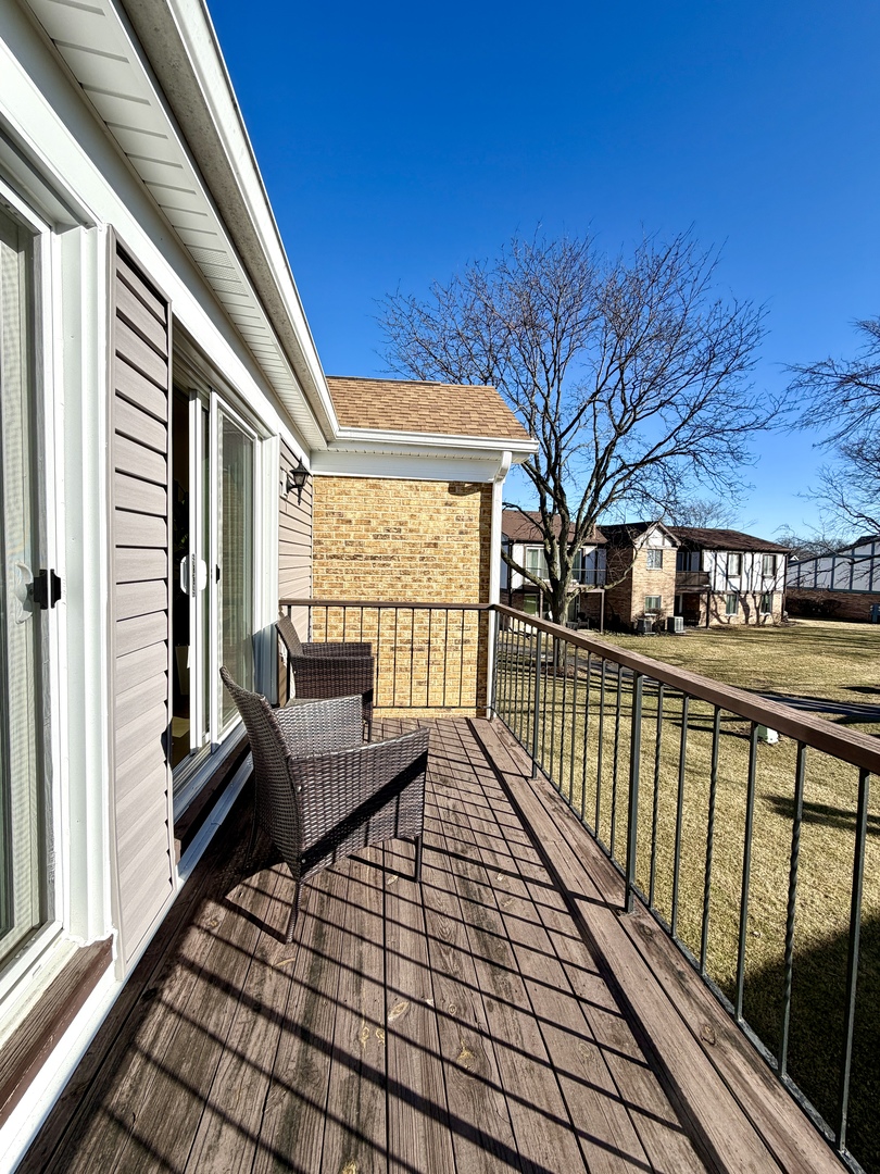 1212 Williamsport Drive #4, Westmont, IL 60559