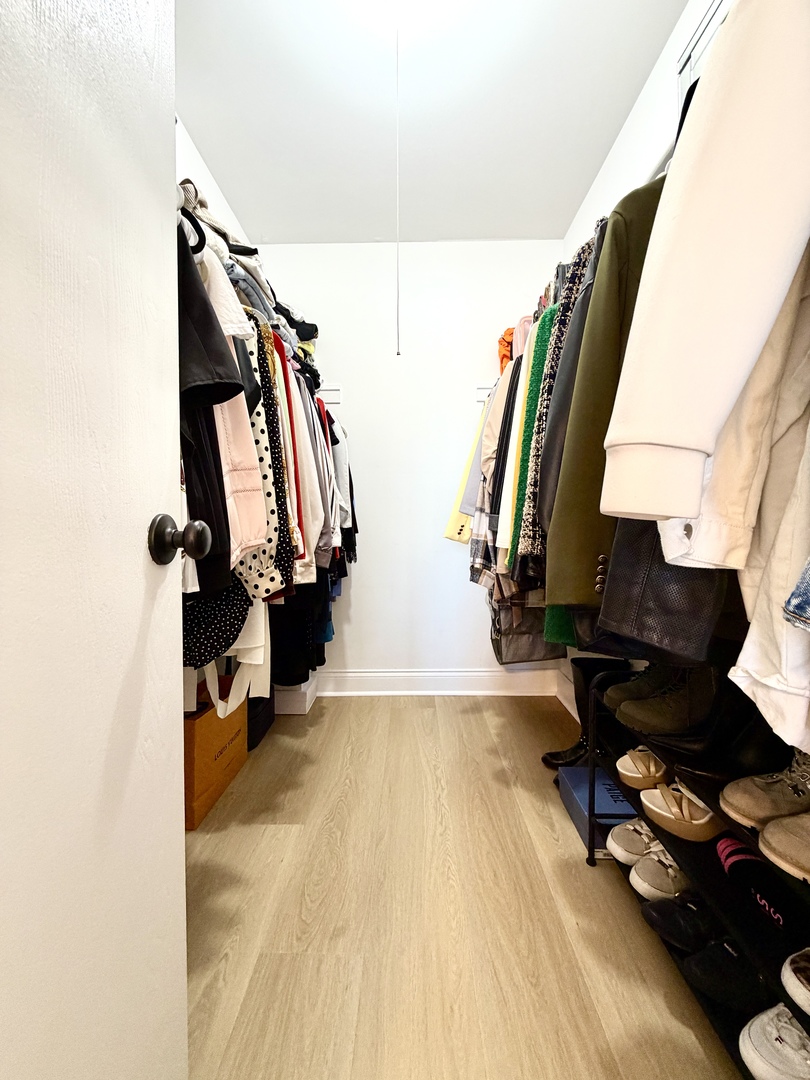 1212 Williamsport Drive #4, Westmont, IL 60559